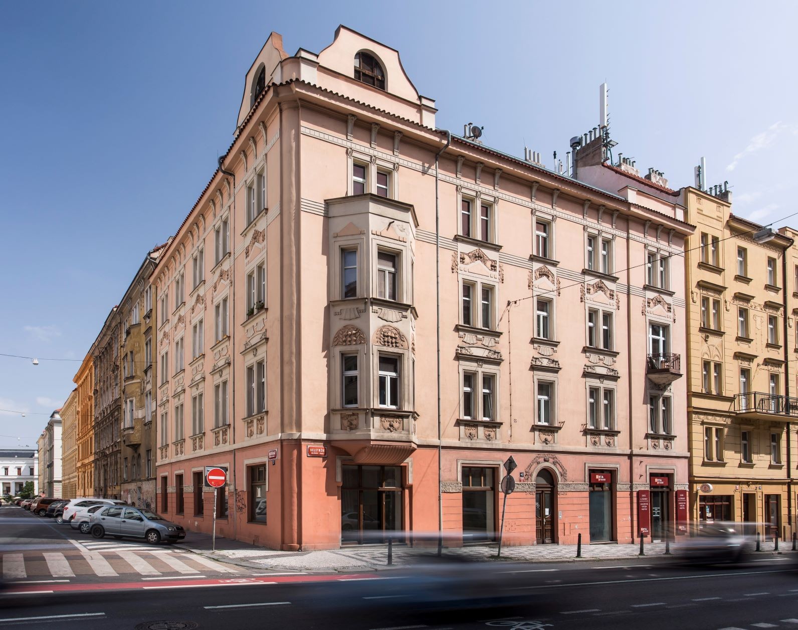 Praha 7 - akvizice bytového domu